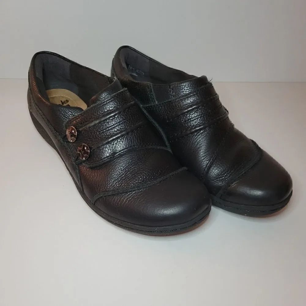Clarks Leather Slip-on Black Shoe